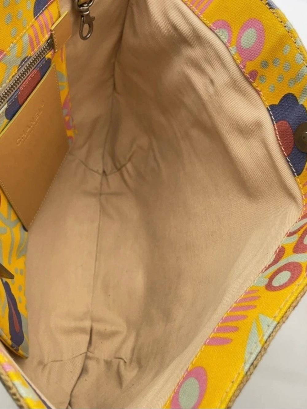 ⭐️⭐️⭐️Authentic CHANEL⭐️⭐️⭐️High Summer Flower Tote - Yellow Canvas & Leather - Picture 11 of 15
